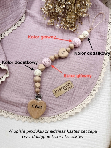 Personalizowana zawieszka do smoczka z drewnianych koralików i grawerowanym imieniem na drewnianym klipsie. Idealny prezent dla noworodka i niemowlęcia.