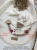Personalizowana zawieszka do smoczka i szeleszczące uszka z muślinu to wyjątkowy zestaw dla niemowlęcia. Idealny prezent dla noworodka, wykonany z naturalnych materiałów. Idealny prezent na narodziny, baby shower lub chrzciny.